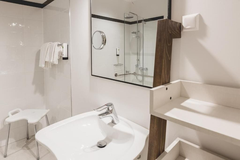Bathroom 2, I m Inn Hotel Wieselburg, Melk
