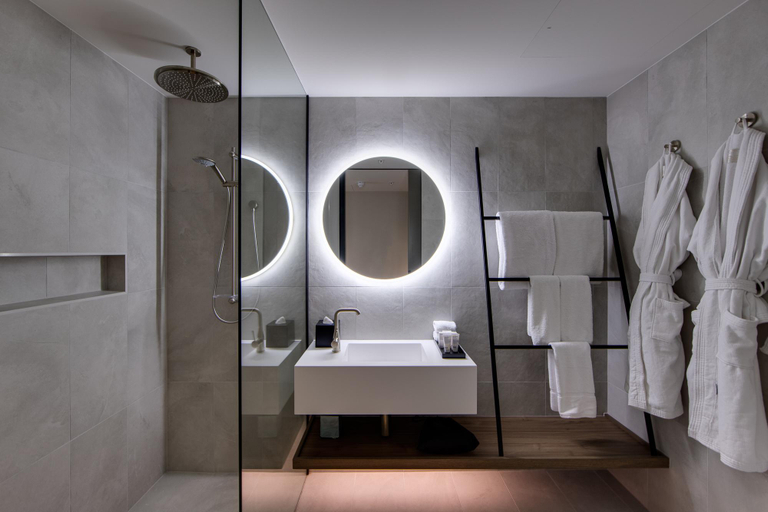 Bathroom 6