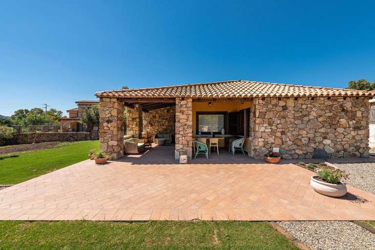 Others 5, Villa Licia San Pietro, Cagliari