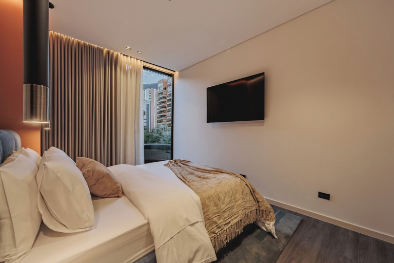 Bedroom 2, Nock, Medellín