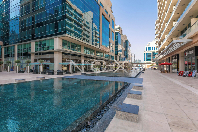 Sport & Beauty 4, 1BR with Study City View Bay Square B7, Dubai