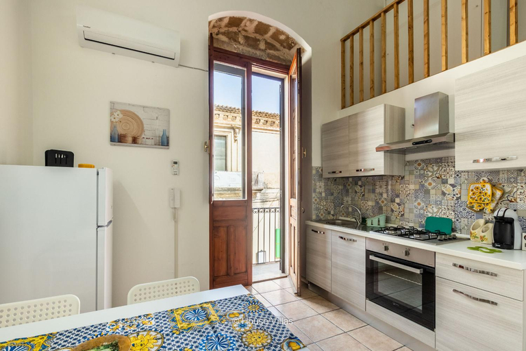 Others 2, House & Villas - Iblea Apartments, Syracuse