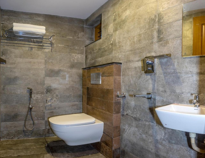 Bathroom, Ekana Homes, Thiruvananthapuram