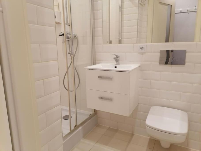 Bathroom 5, CityCenter NOWY SWIAT studio, Warsaw