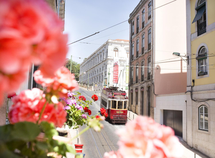 Others 4, Residencial Valentina, Lisbon