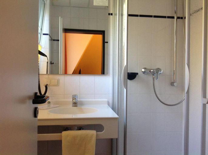 Bathroom 5, Dunenhotel am Meer, Rostock