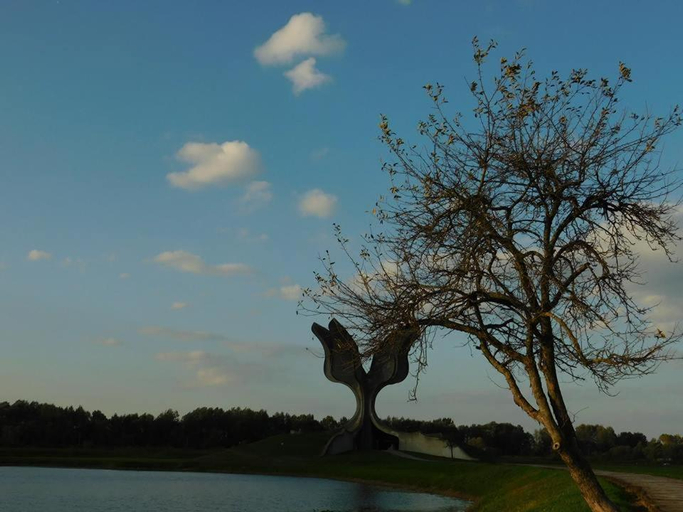 Others 2, Kod Ribica, Jasenovac