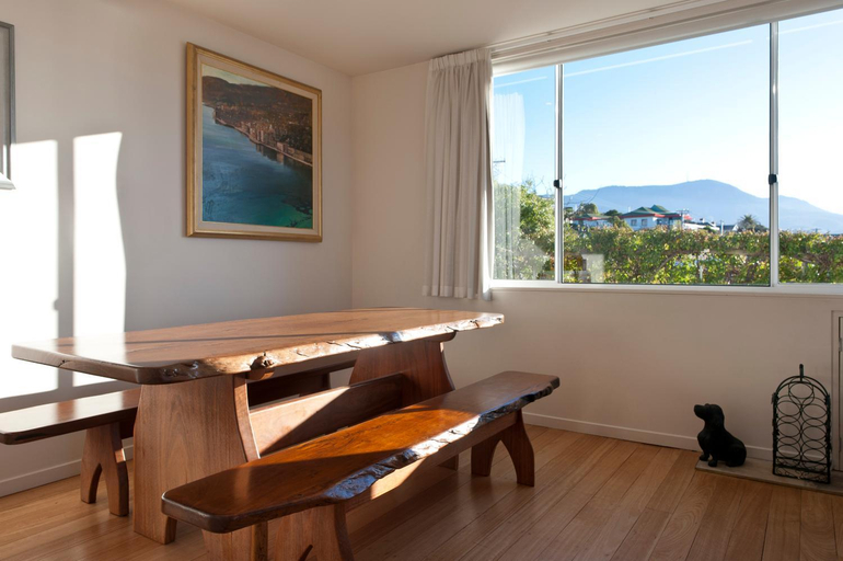 Others 2, 567 Sandy Bay, Hobart