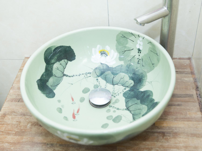 Bathroom 12