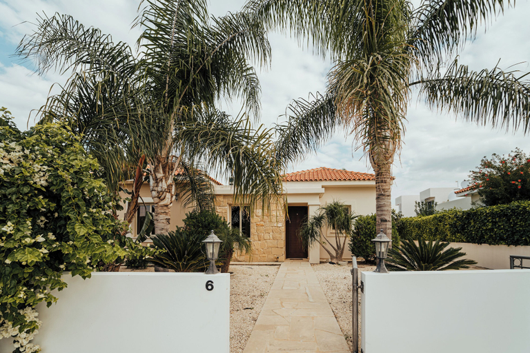 Exterior & Views 2, Sea Point Villas