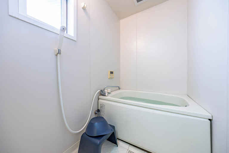 Bathroom 3, Arita Mansion Nipponbashi, Osaka