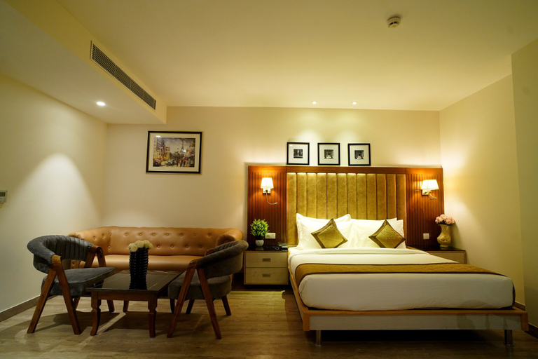 Bedroom 3, Hotel Sakura Gold, Gurgaon