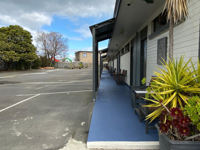 Others 5, Mid Valley Motel, Latrobe - Morwell