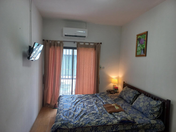 Bedroom 2, Amaretto Hostel, Phunphin