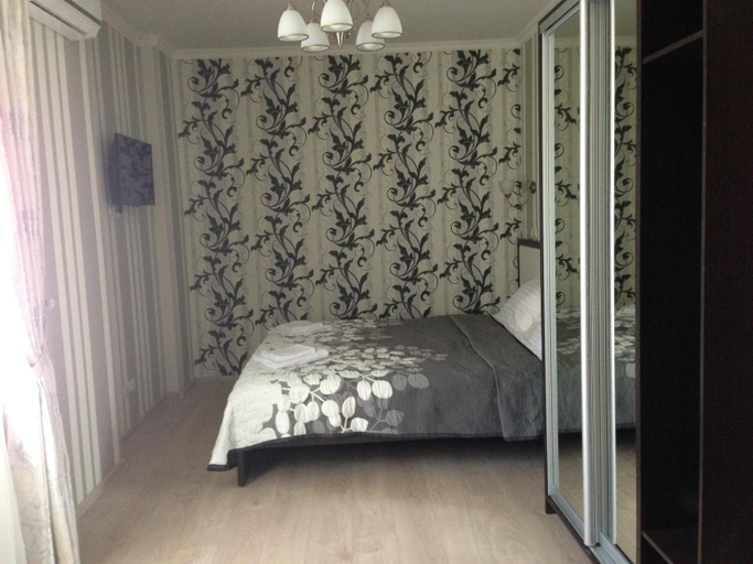 Bedroom 2, Royal Hotel, Kharkivs'ka