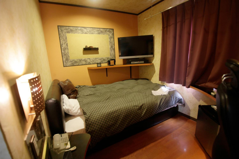 Bedroom 2, Hotel Satellite, Satsumasendai