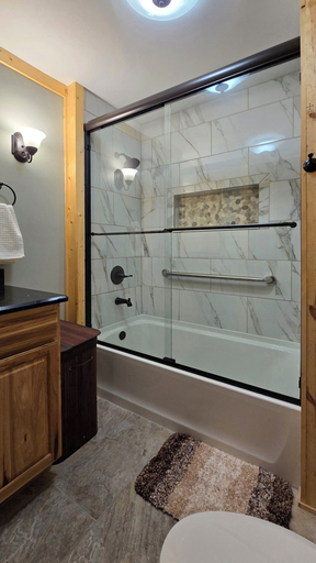 Bathroom 3, Yellow Creek Cabin, Graham