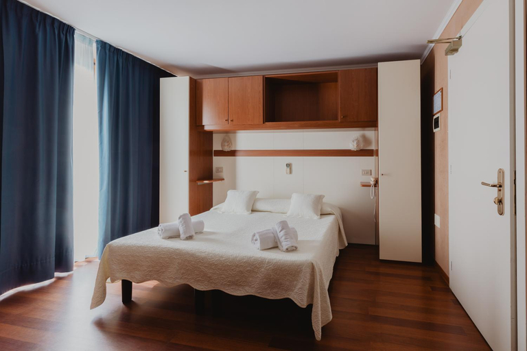 Bedroom 3, Hotel Bellavista, Gorizia