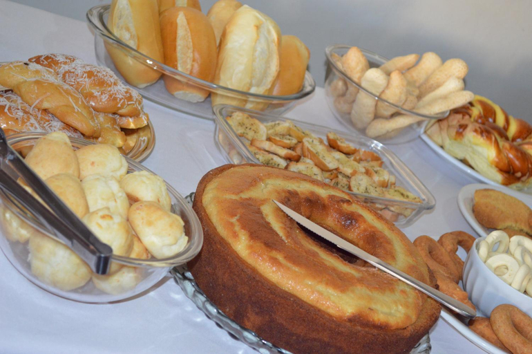 Food & Drinks 4, Hotel e Restaurante Residencial, Montes Claros