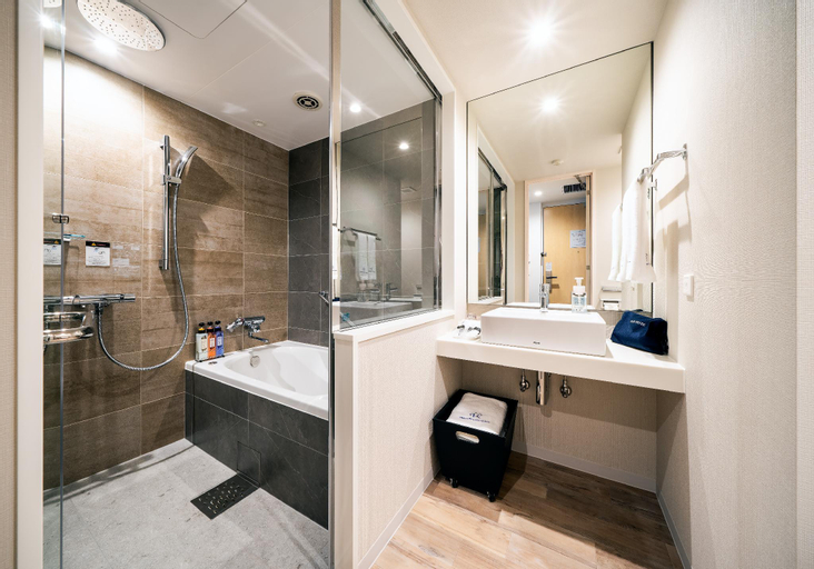 Bathroom 21
