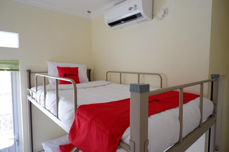 Bedroom 8