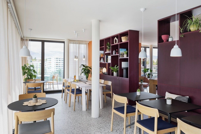 Food & Drinks 5, Stay KooooK Geneva City – Online Check In, Genève