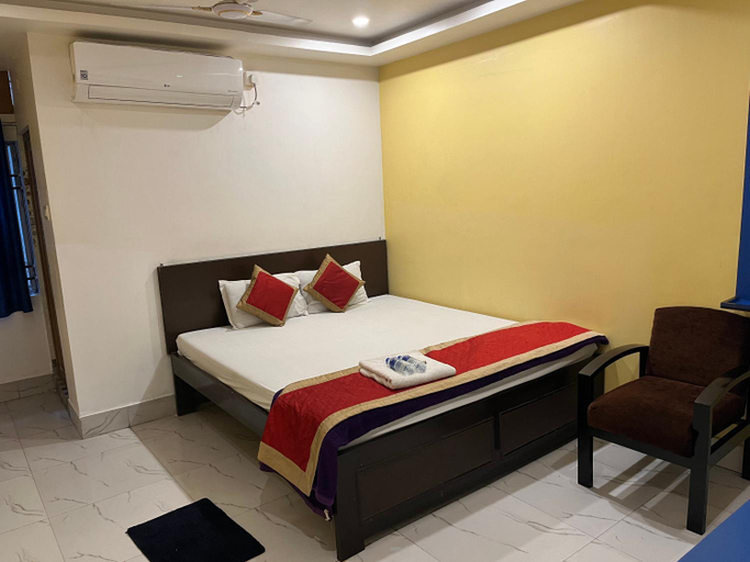 Others 3, Hotel Shivanand, Darjiling