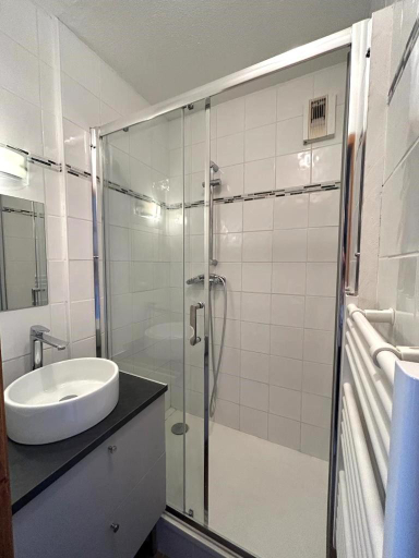 Bathroom 3, Residence les monts du soleil, Hautes-Alpes
