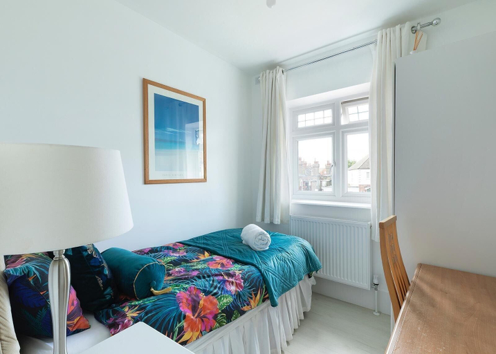 Bedroom 2, Wavertree Hotel, London