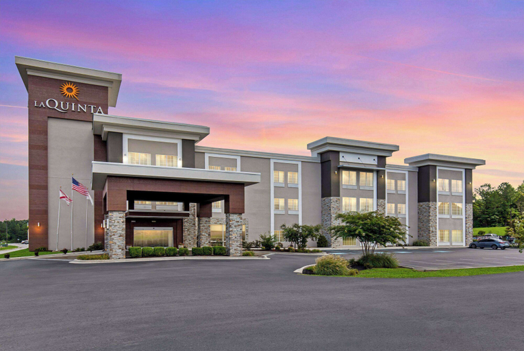 Exterior & Views 2, La Quinta Inn & Suites by Wyndham Cullman, Cullman