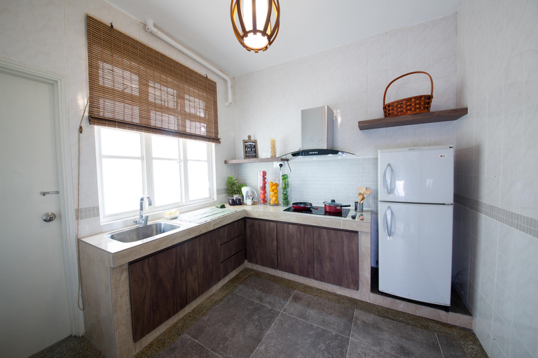 Dining Room 28
