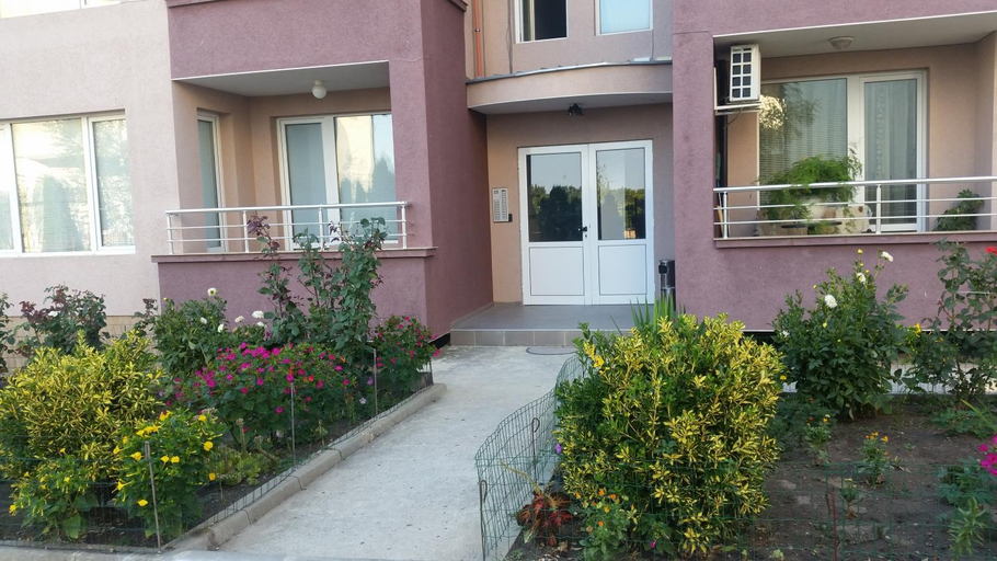 Facilities 3, Dimitrov Apartments, Burgas
