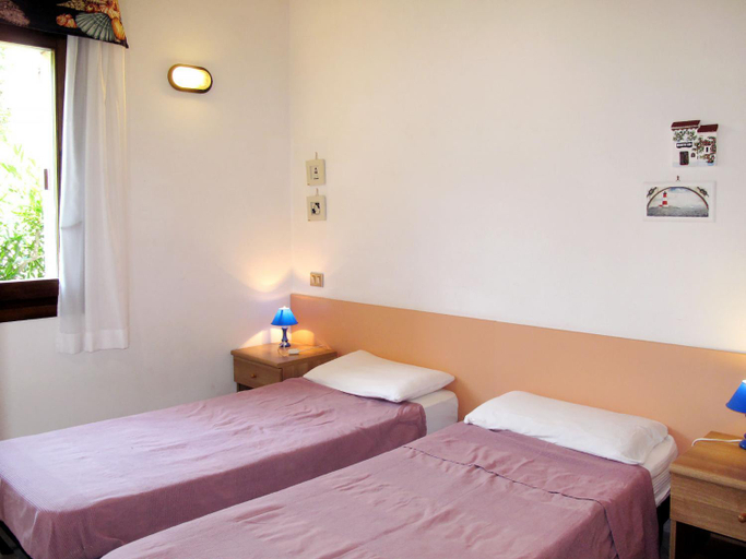 Bedroom 2, Holiday Home Residence Delphino - REI253 by Interhome, Cagliari