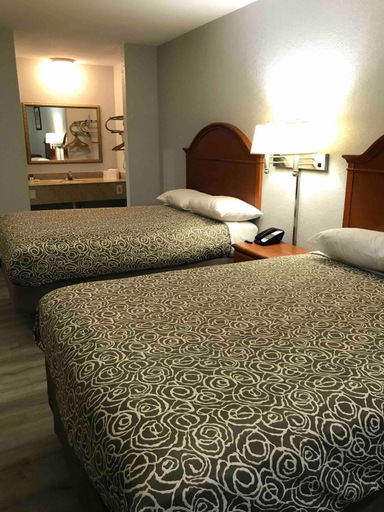 Others 5, Walnut Inn - Checotah, McIntosh