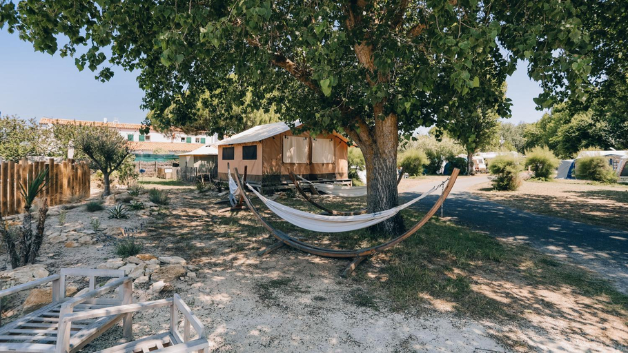 Others 5, Camping Les Portes en Re, Charente-Maritime