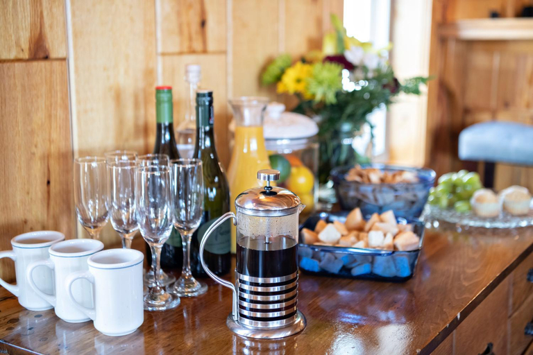 Food & Drinks 1, A Stay Inn Ely, Saint Louis