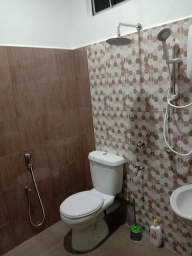 2, DYANA INN TRANSIT ROOMS, Kota Bharu