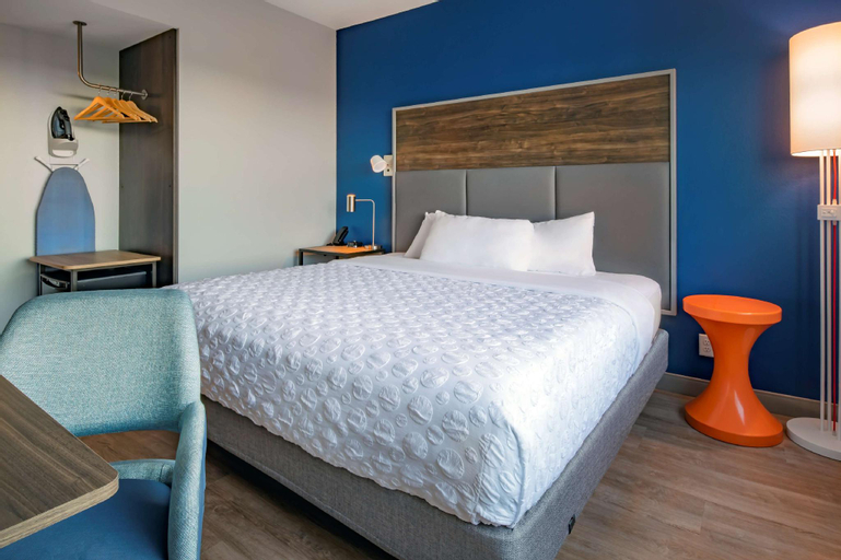 Bedroom 15