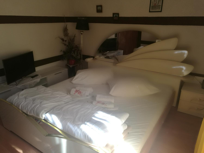 Others 3, Odvojak Apartments, Crikvenica