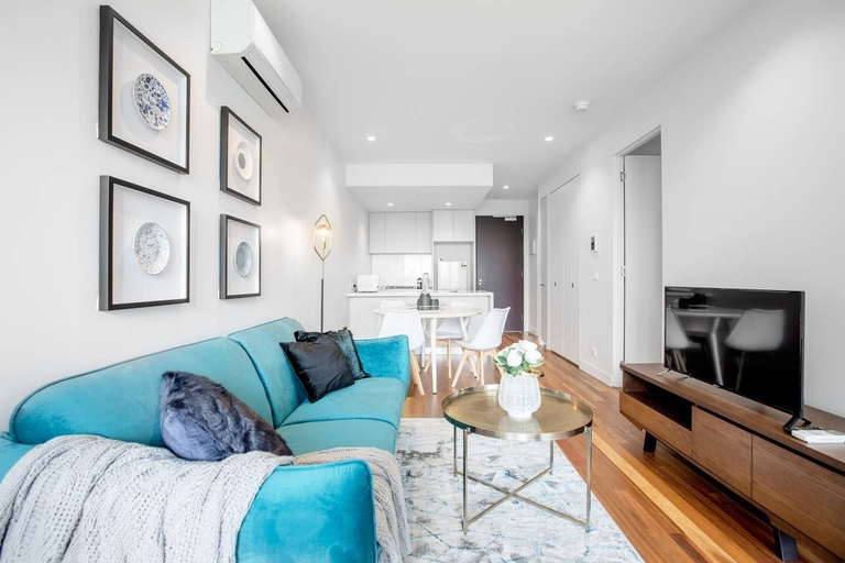 Others 5, Elegant 2br@footscray Station, Melbourne