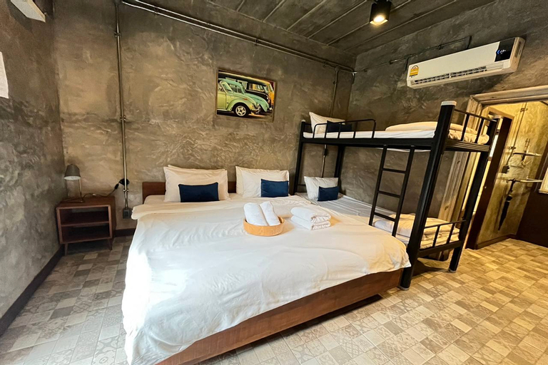 Bedroom 17