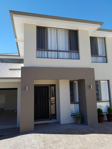 Exterior & Views, Jasper Place, Eight Mile Plains