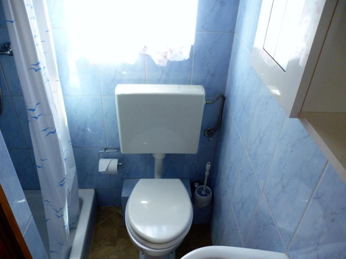 Bathroom 5, Studio apartments Matos, Starigrad