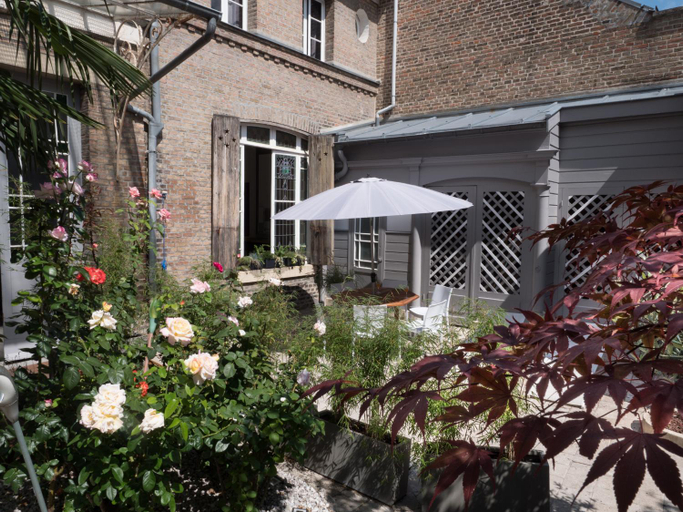 Others 5, Une maison en ville Hypercentre - Spa, Somme