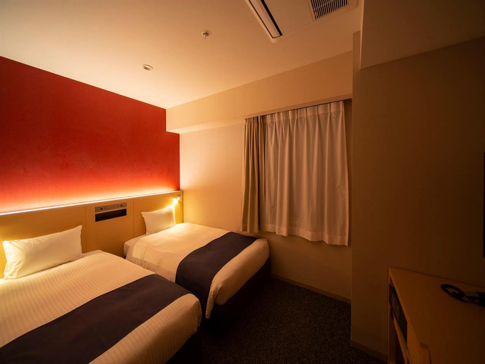 Bedroom 24