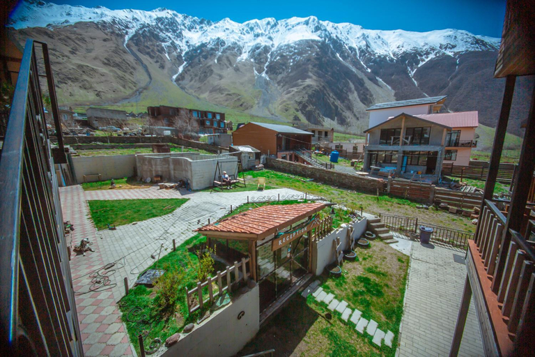 Others 5, Vache Hotel, Kazbegi