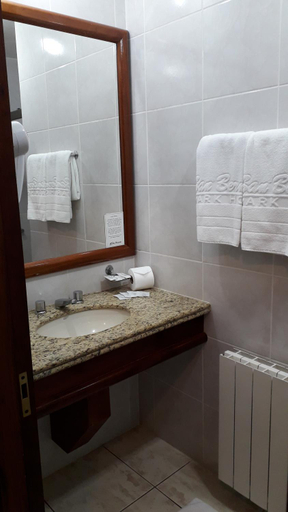 Bathroom, San Bernardo Park Hotel, Vacaria