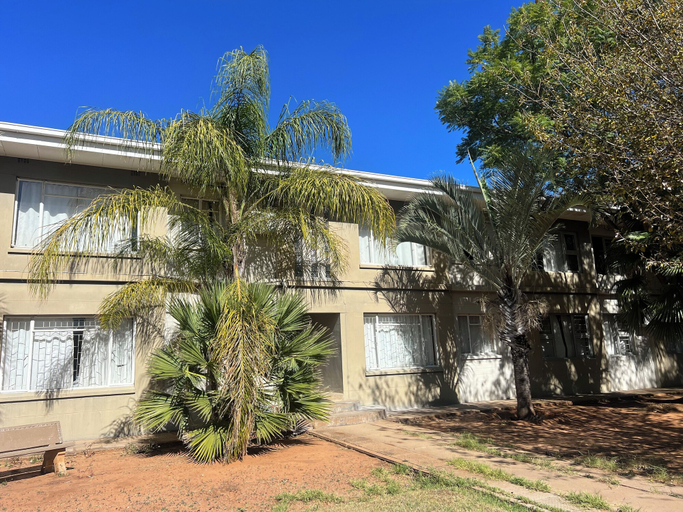 Exterior & Views 4, Tsumeb Park Self Catering Suites, Tsumeb
