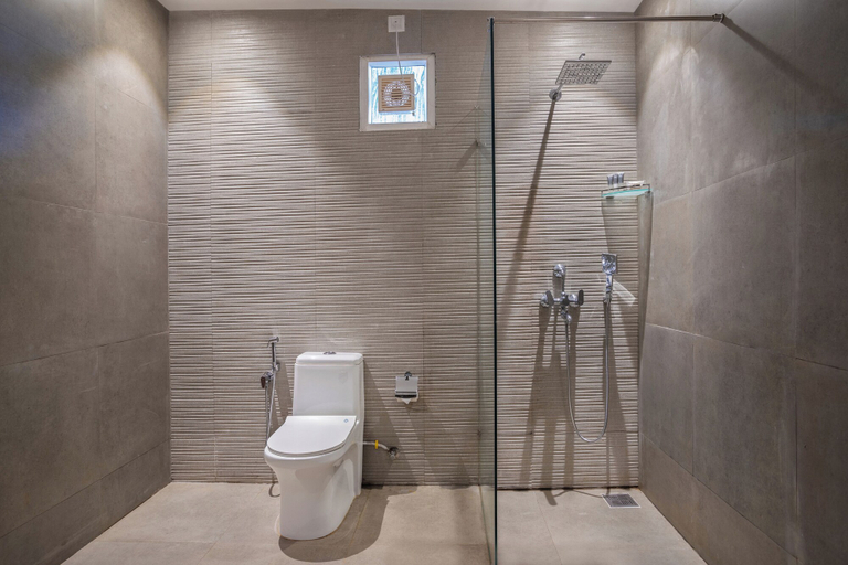Bathroom 4, Sibaya Beach Resort, North Goa