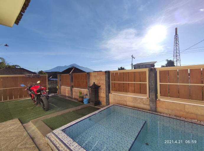 Swimming Pool 7